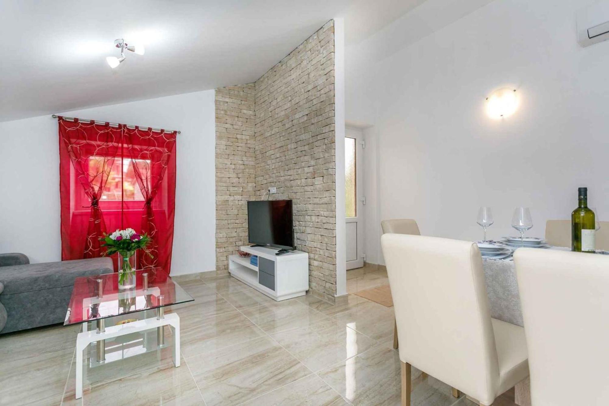 Apartment In Malinska/Insel Krk 38057 Eksteriør billede